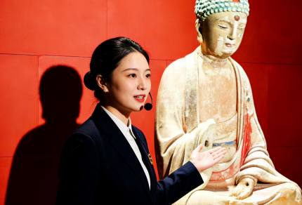 大足石刻一日游：请个亚军讲解员是什么体验？千手观音看到起鸡皮疙瘩